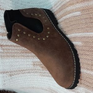 Seven brown suede booties NWT SZ 10